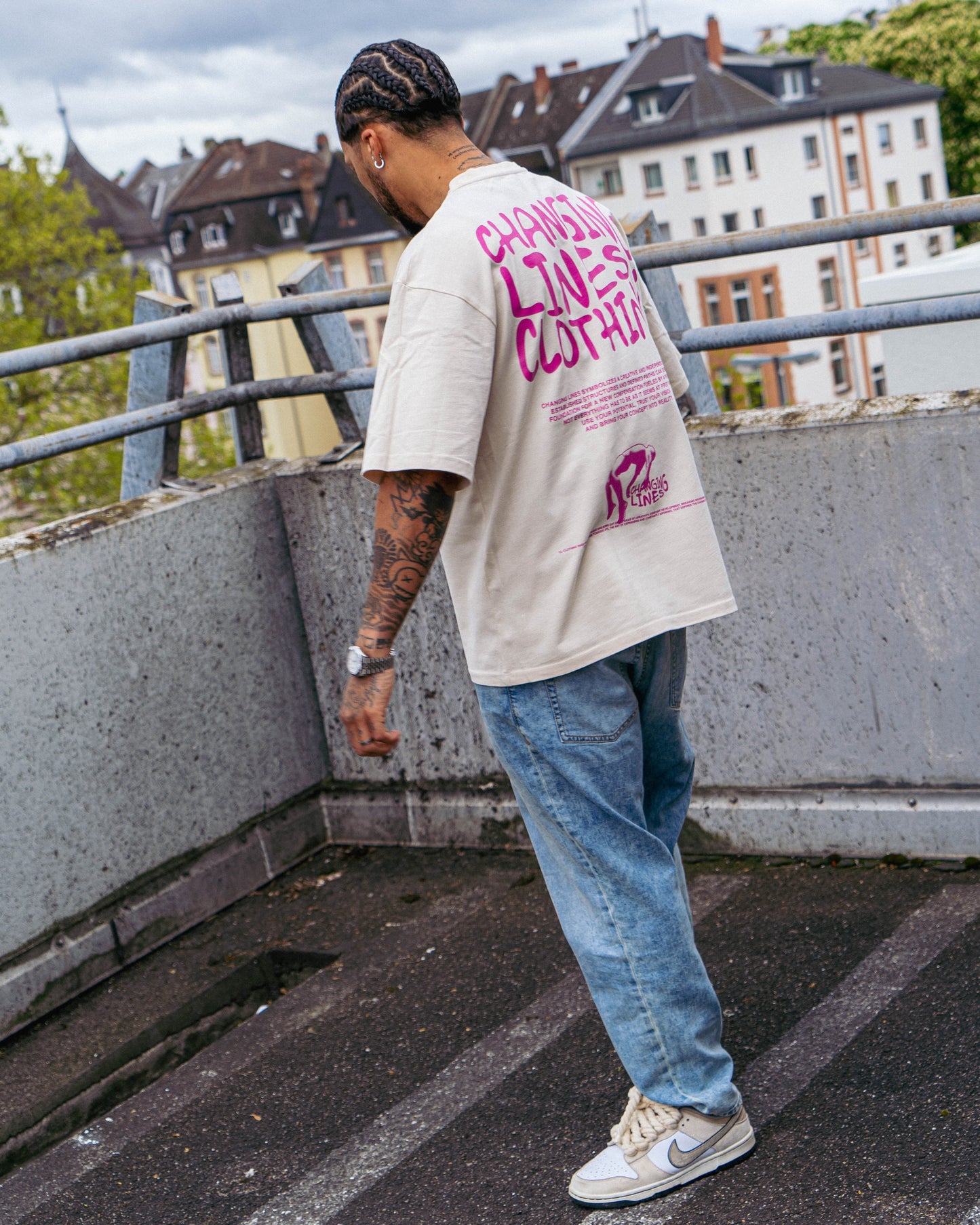 SPRING DROP T-Shirt Beige